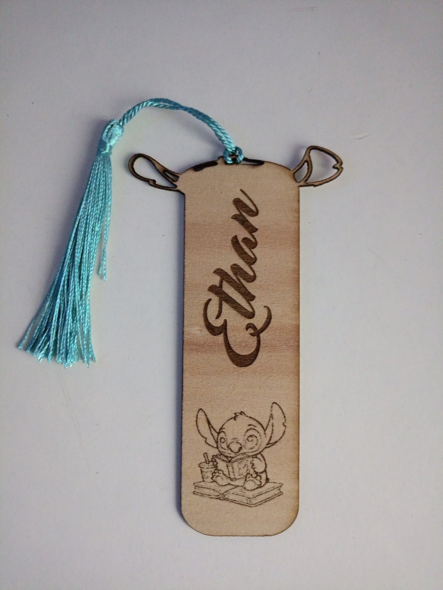 Fan de Stitch - Marque-page personnalisé en bois