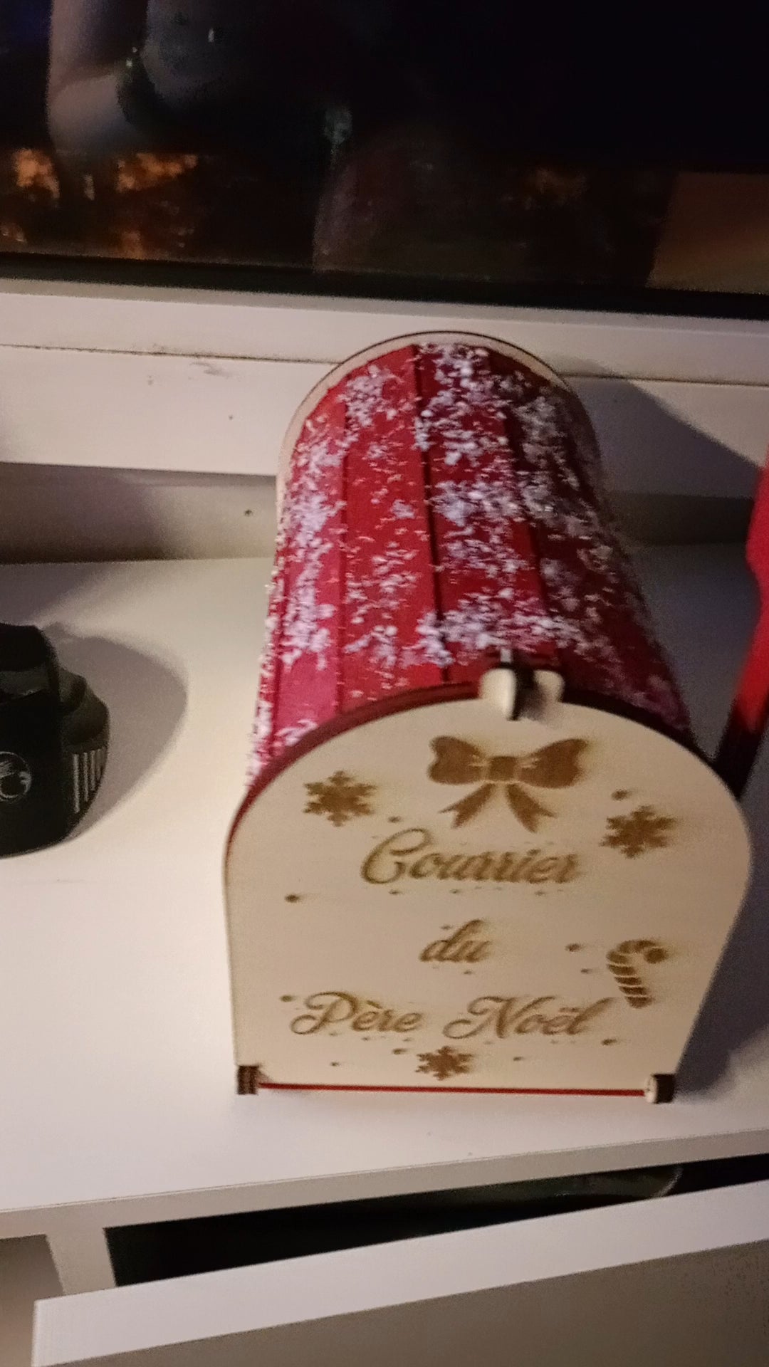 Boîte aux lettres en bois “Courrier du Père Noël” – Décoration et boîte à lettres festive