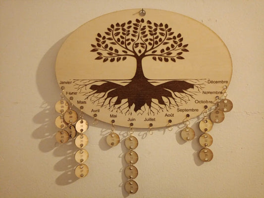 Calendrier Anniversaire en Bois Personnalisable – Arbre de Vie Familial