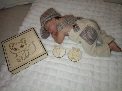 Coffret cartes étapes bébé personnalisées en bois – 12 mois